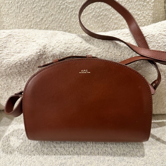 APC Half Moon in Brown🇫🇷 - Picture 2 of 10